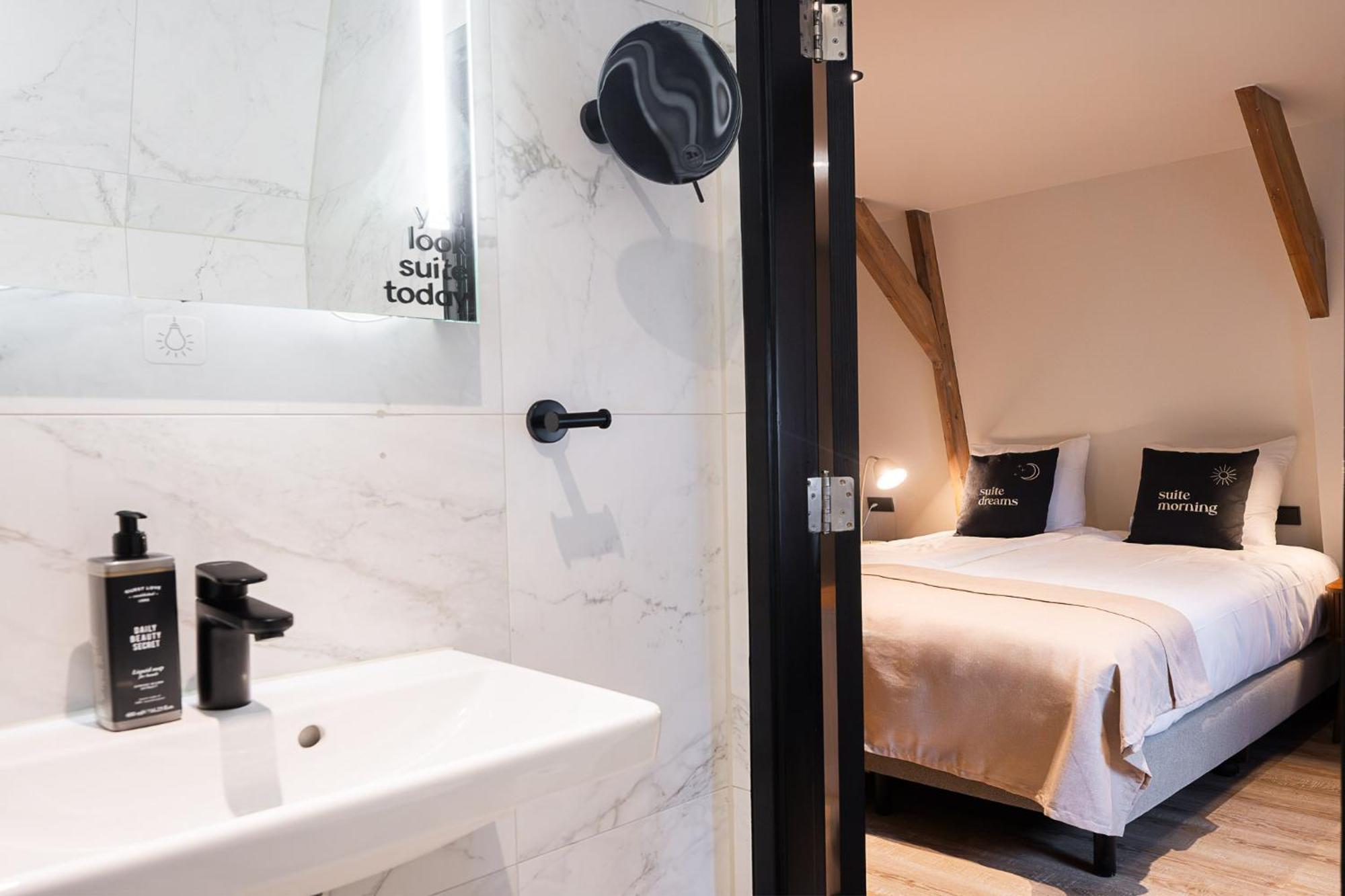 Limehome Amsterdam Leidsekruisstraat Dış mekan fotoğraf