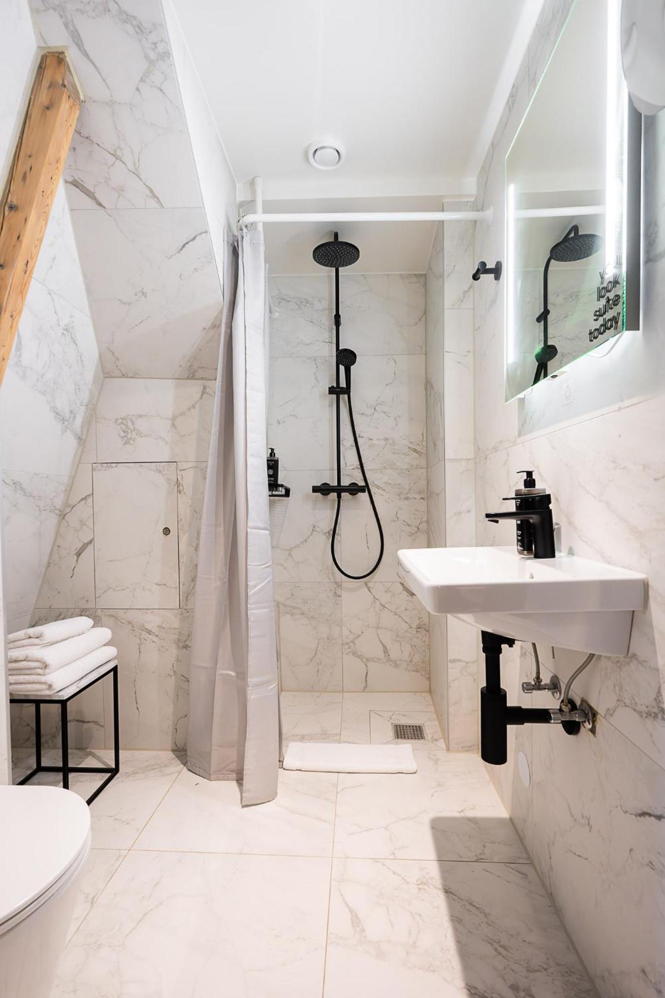 Limehome Amsterdam Leidsekruisstraat Dış mekan fotoğraf