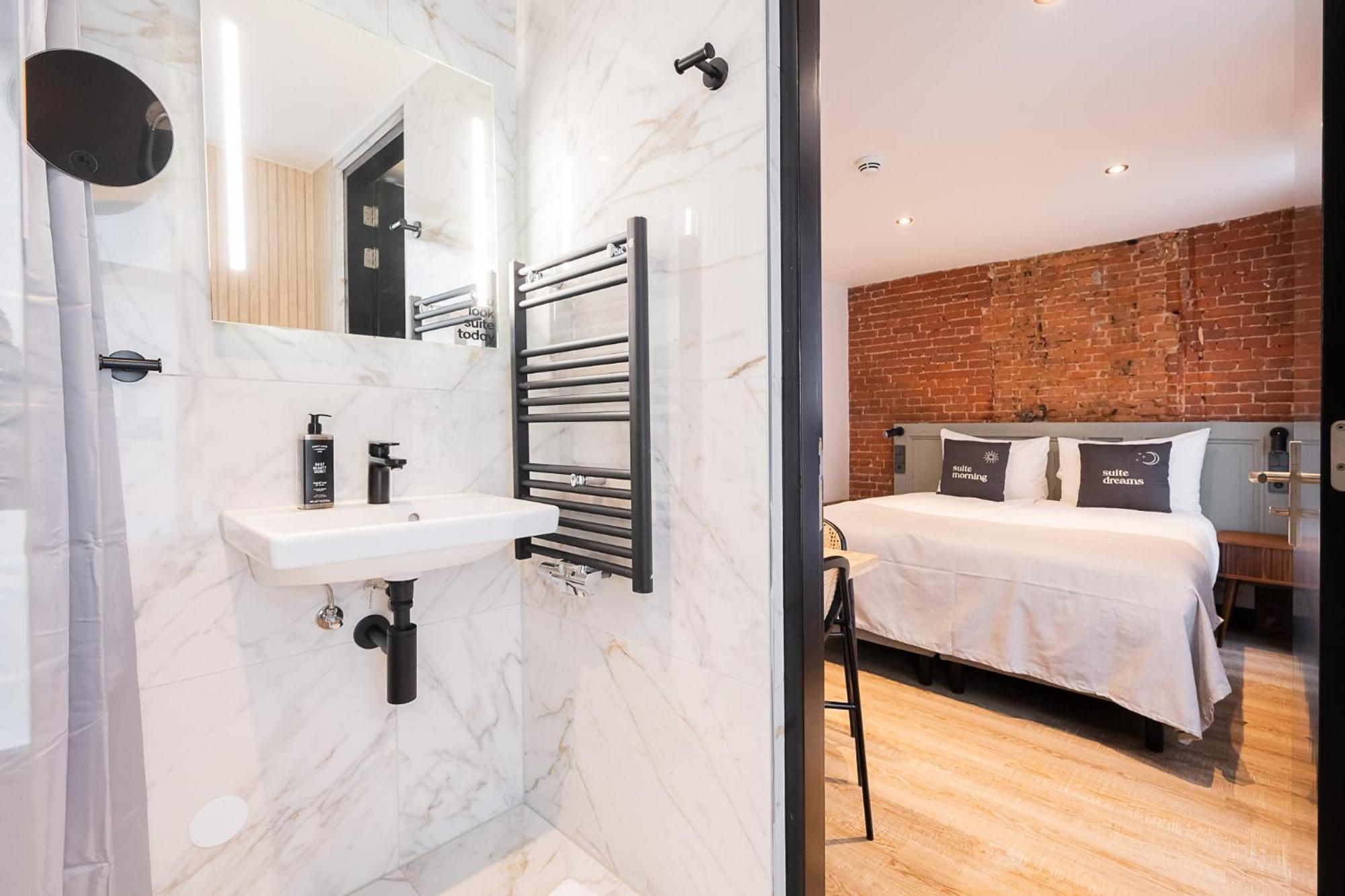 Limehome Amsterdam Leidsekruisstraat Dış mekan fotoğraf