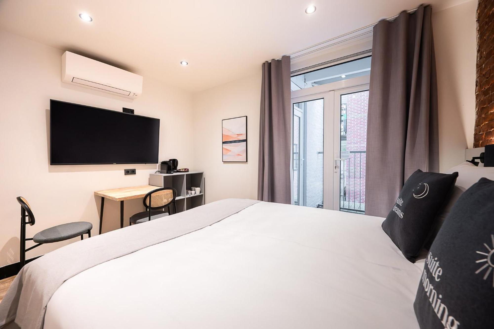 Limehome Amsterdam Leidsekruisstraat Dış mekan fotoğraf